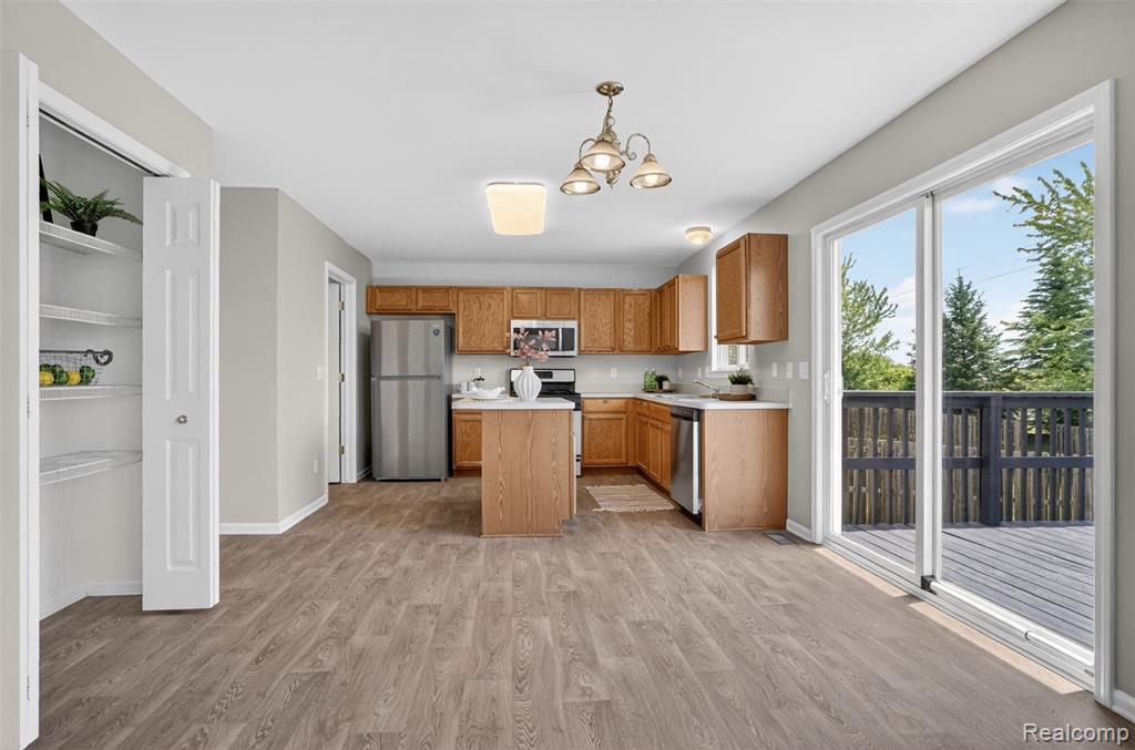 7460 Kensington Drive, Ypsilanti, MI 48197 — Photo 16