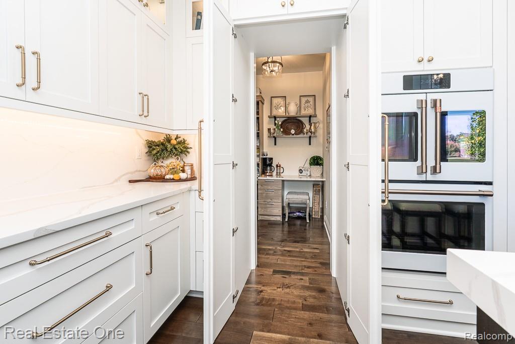 3435 Royal Berkshire Lane, Oakland, MI — Photo 12