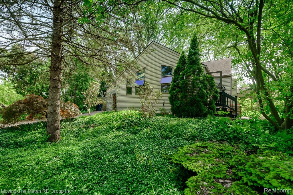 3090 EDGEWOOD Drive, Ann Arbor, MI 48104 — Photo 45