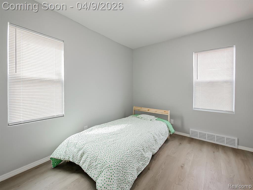 9163 Winthrop Street, Detroit, MI 48228 — Photo 11
