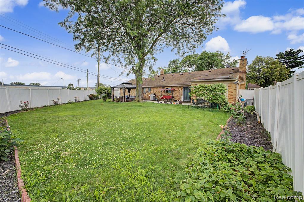 8650 Whitlock Avenue, Dearborn, MI 48126 — Photo 34