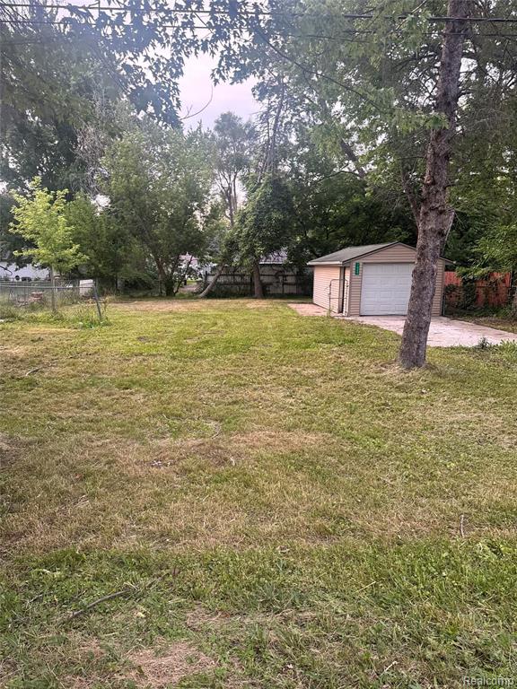 1625 Melinda Street, Owosso, MI 48867