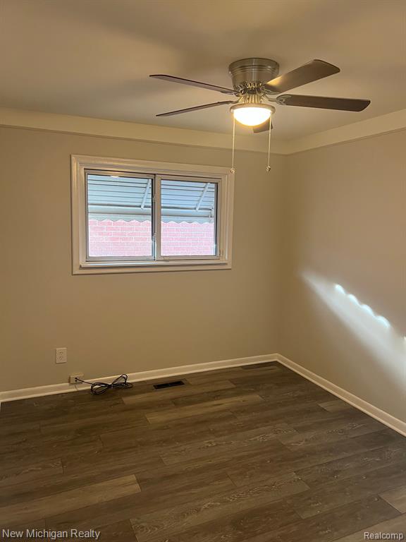 4413 CULVER Street, Dearborn Heights, MI 48125 — Photo 15