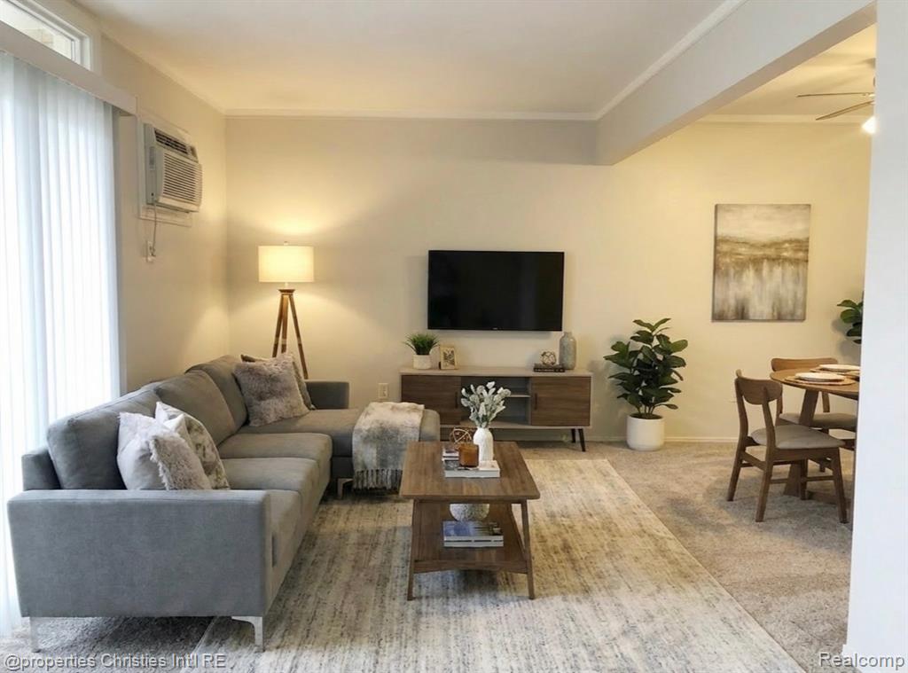 4917 Crooks Road, Royal Oak, MI, 48073