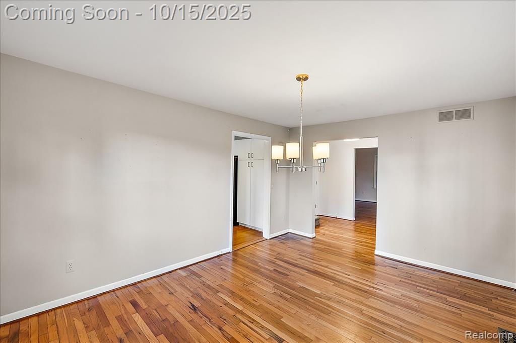 564 BROOKSIDE Avenue, Birmingham, MI 48009 — Photo 18