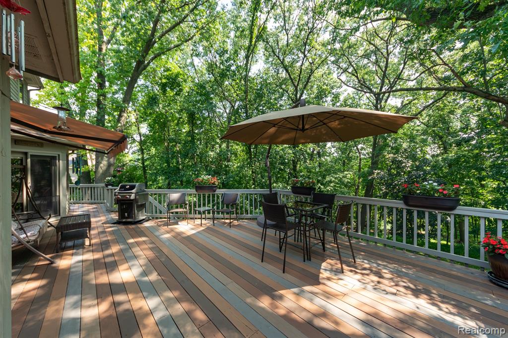 6939 West Ridge Drive, Brighton, MI 48116 — Photo 20