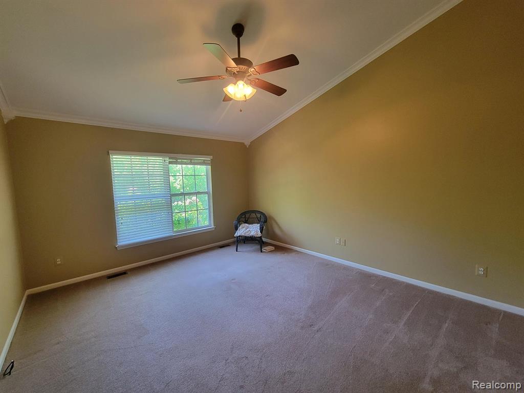 5894 Augusta Lane, Grand Blanc, MI 48439 — Photo 41