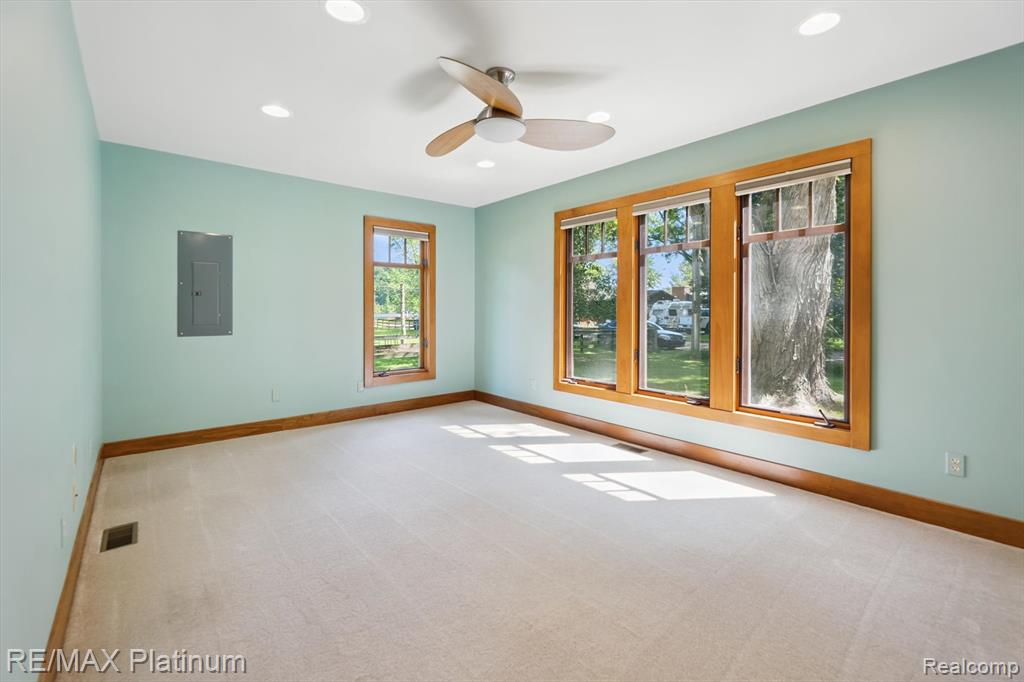 8751 Beechwood Drive, Gregory, MI 48137 — Photo 32