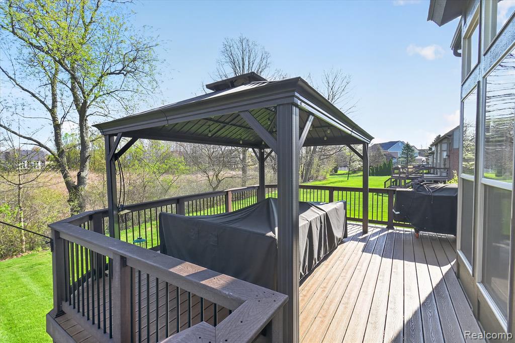 3226 Estate View Court, Commerce Twp, MI 48382 — Photo 49