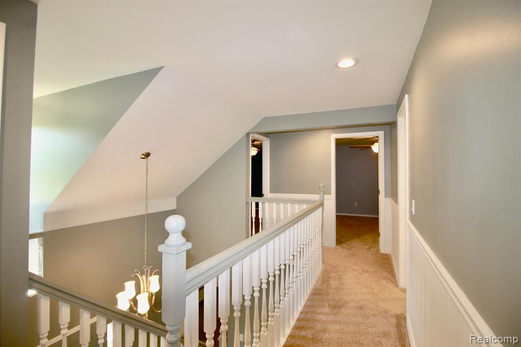 9296 Pine Hill Trail, Fenton, MI 48430 — Photo 16