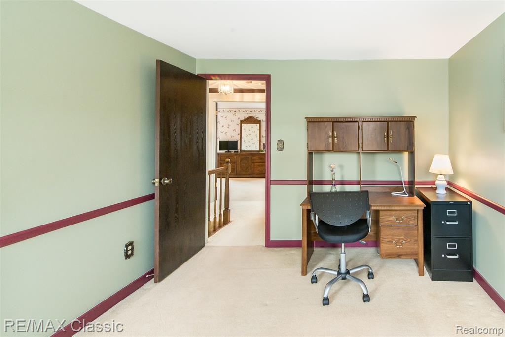 45025 Claymore Drive, Canton, MI 48187 — Photo 36