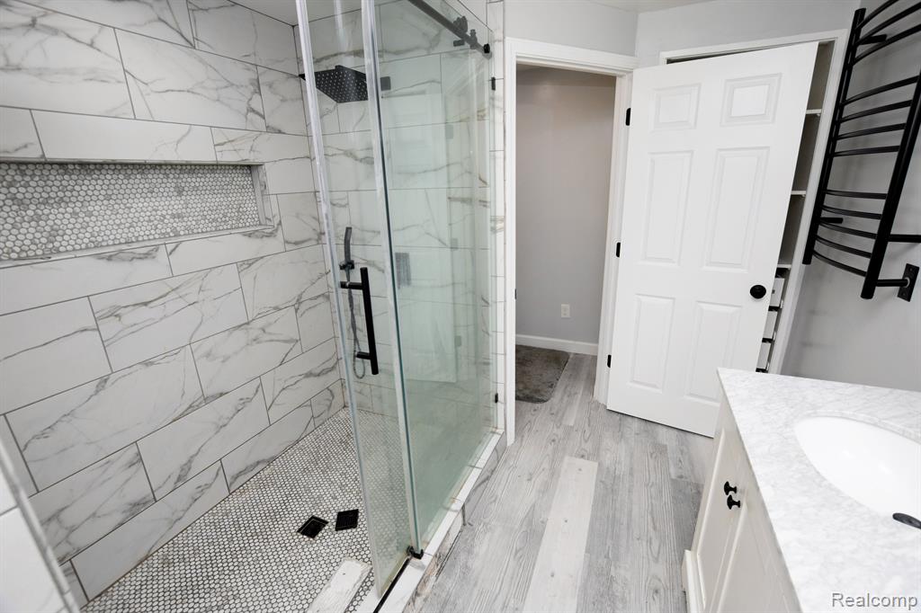 8352 OAK RIDGE Drive, Goodrich Vlg, MI — Photo 19