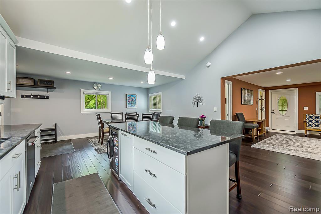 9137 Maltby Road, Brighton, MI 48116 — Photo 13