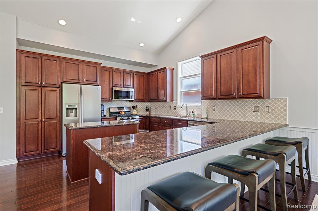 48073 Flatbush Circle, Macomb, MI 48042 — Photo 17