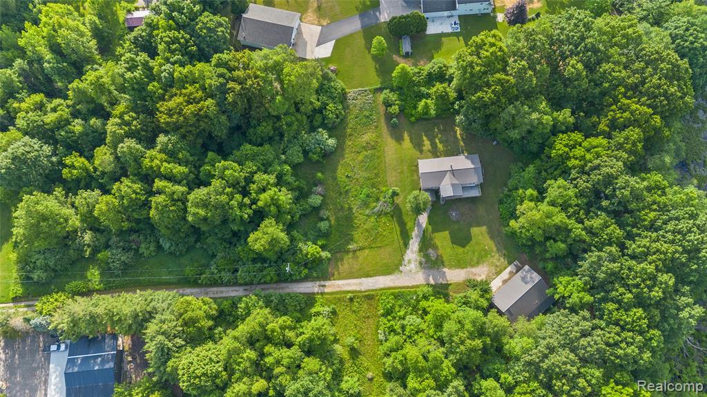 2190 Seymour Lake Road, Ortonville, MI 48462 — Photo 36