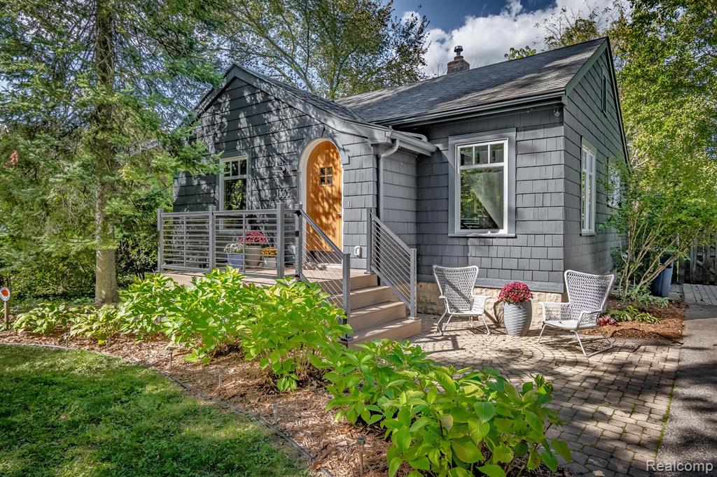 1335 KENSINGTON Drive, Ann Arbor, MI 48104 — Photo 25