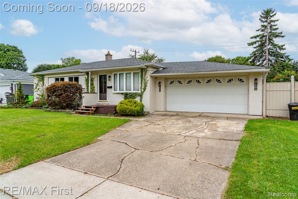 36361 Nitchun Street, Clinton Twp, MI 48035