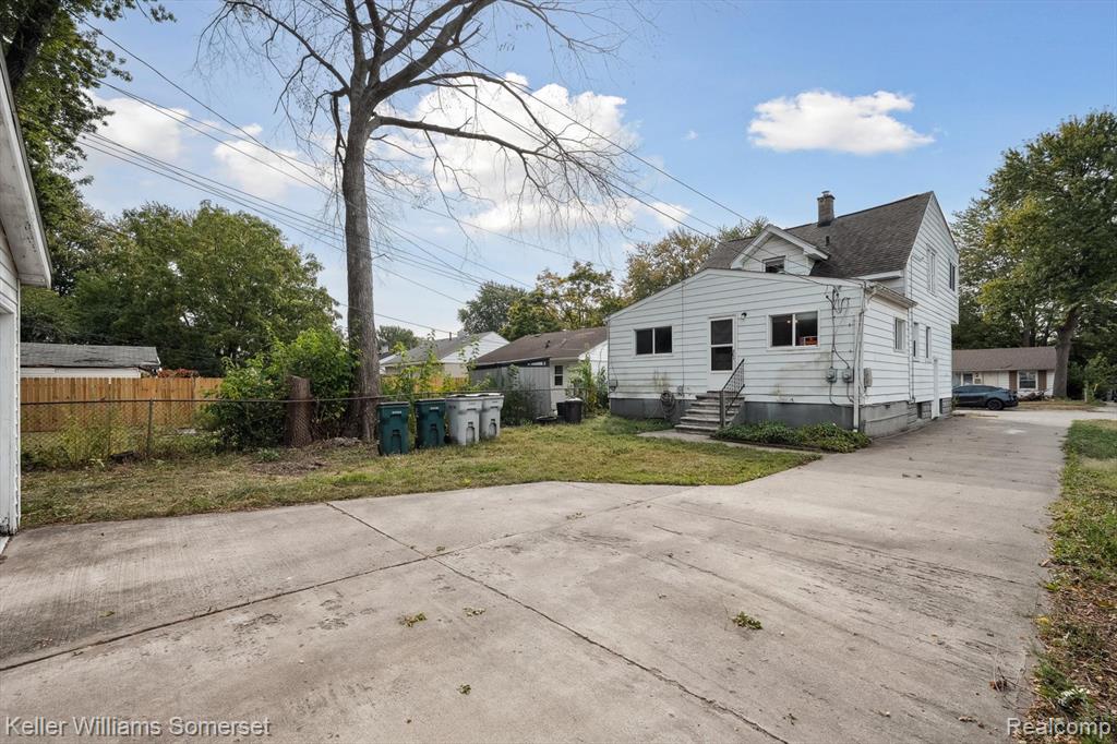 1511 E Harry Avenue, Hazel Park, MI 48030 — Photo 4