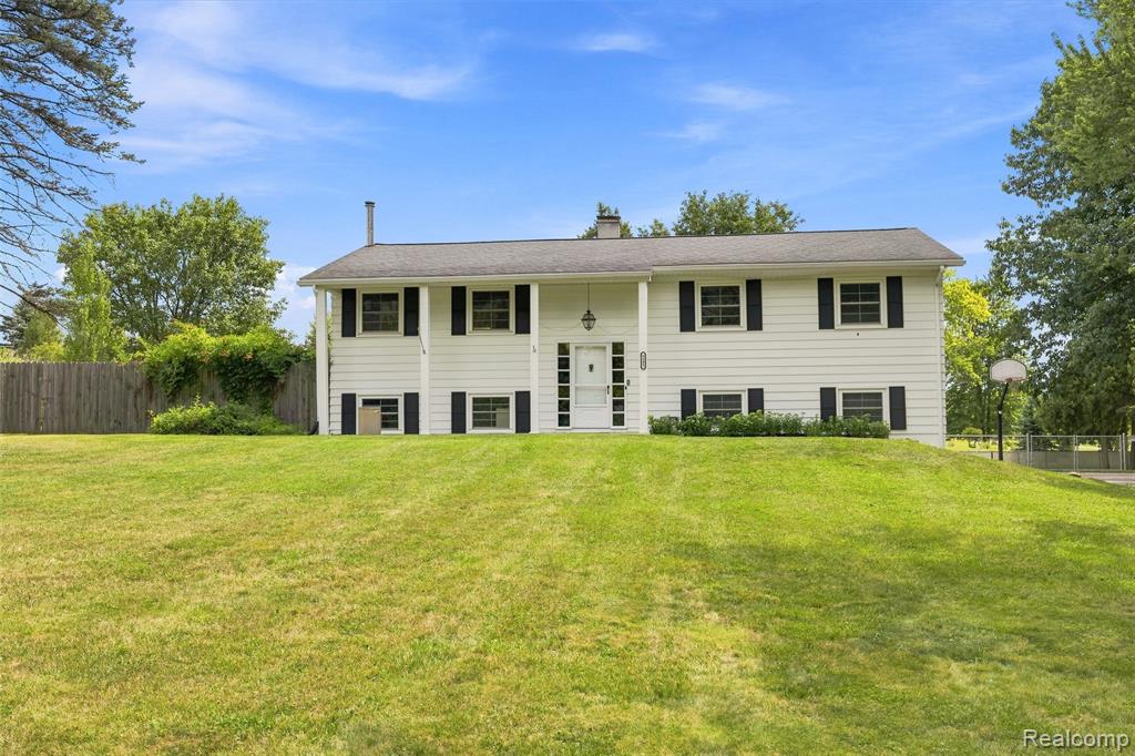9805 Platt Road, Milan, MI 48160