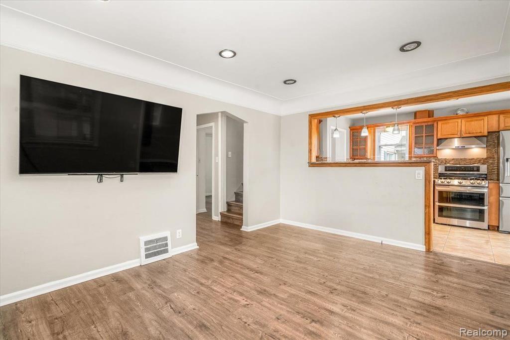 4775 WESTLAND Street, Dearborn, MI 48126 — Photo 4
