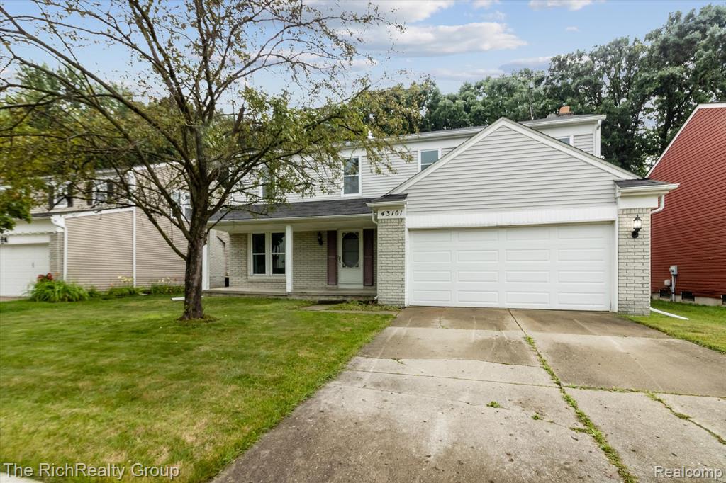 43101 LANCELOT Drive, Canton, MI 48188 — Photo 4