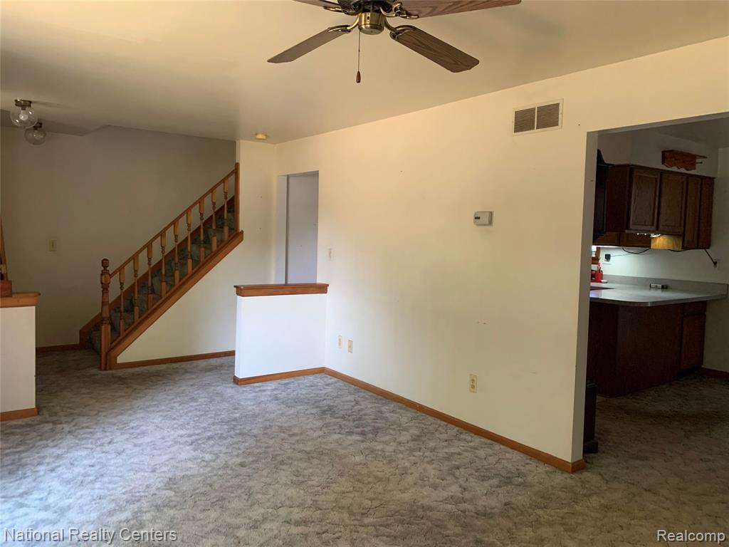 28776 Danvers Court, South Lyon, MI 48178 — Photo 14