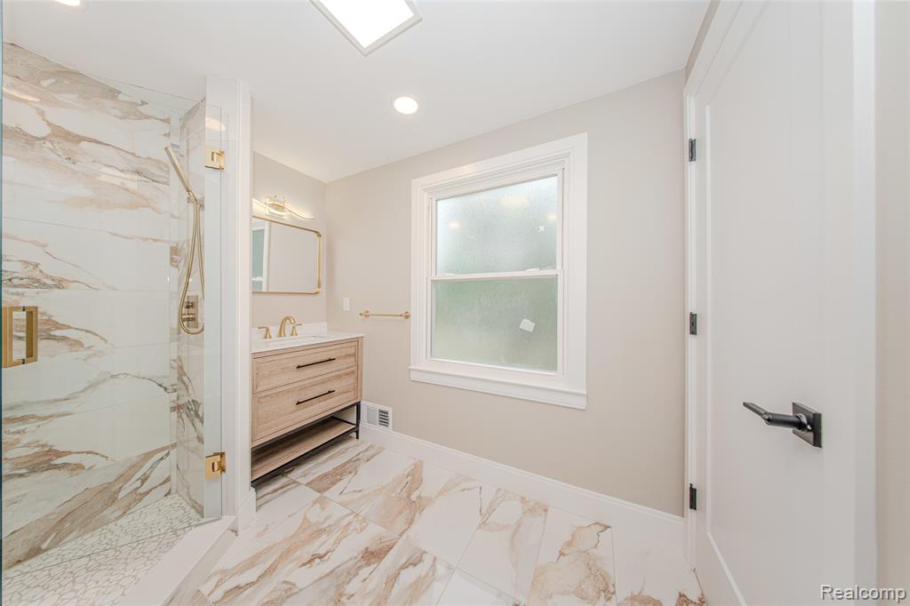 21993 Riverview Drive, Beverly Hills, MI 48025 — Photo 62