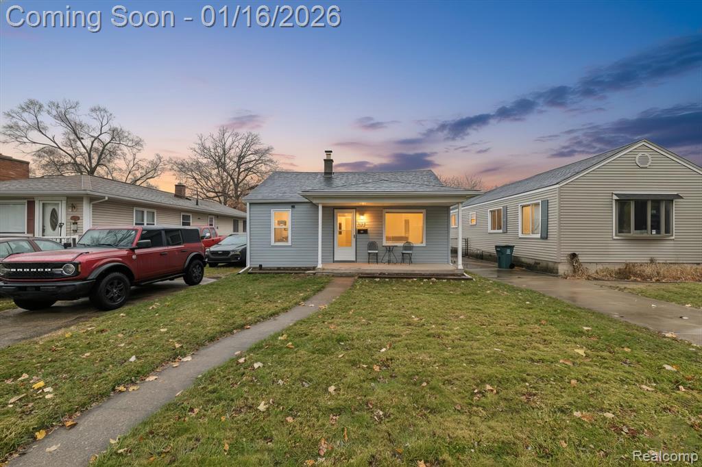 537 Andresen Court, Hazel Park, MI 48030 — front exterior