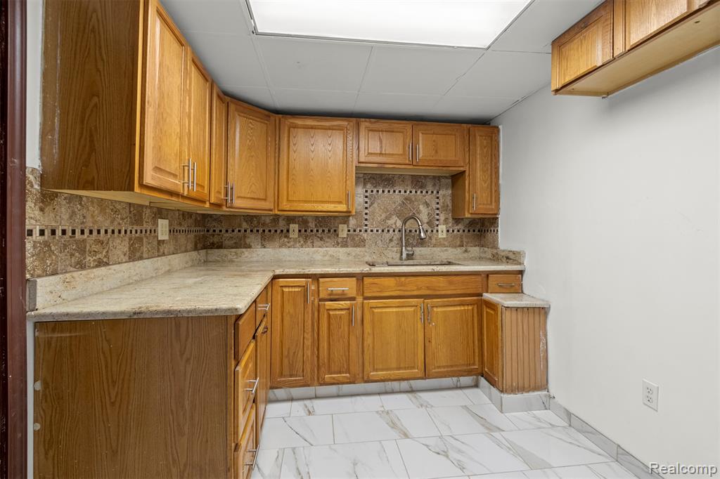 7718 Steadman Street, Dearborn, MI 48126 — Photo 47