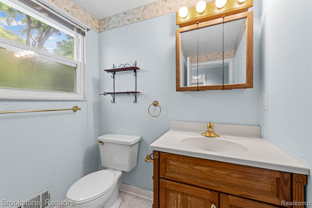 5652 Tequesta Drive, West Bloomfield, MI 48323 — Photo 30