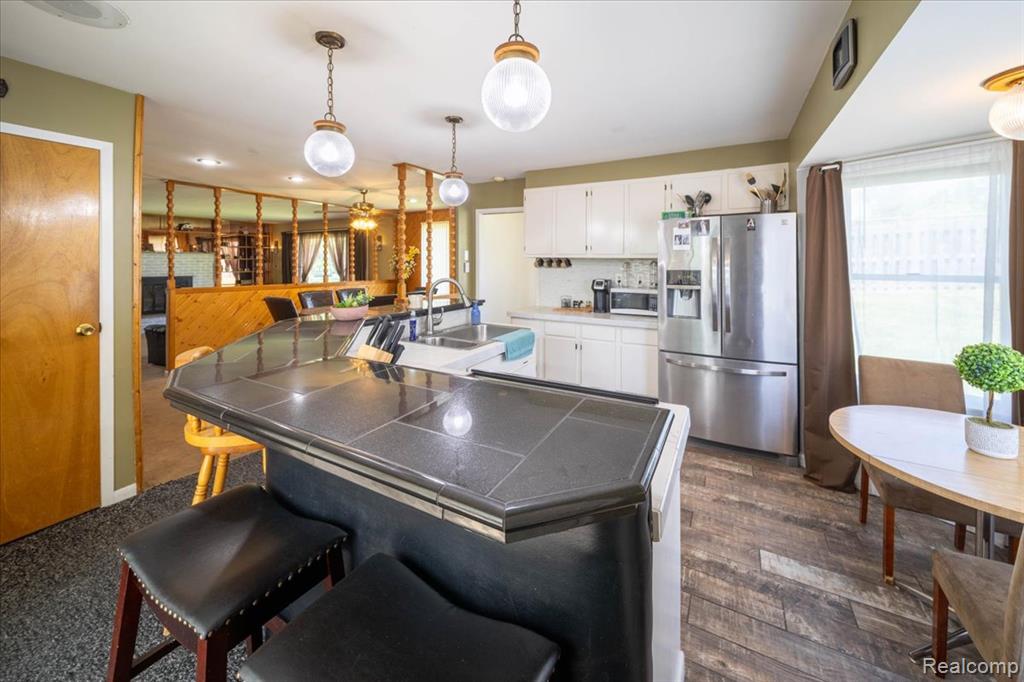 795 Hogarth Avenue, Waterford, MI 48328 — Photo 9