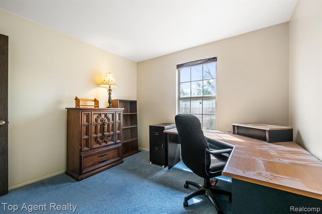 24755 Meadow Lane, Harrison Township, MI — Photo 31
