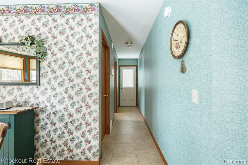 4 MARY LANE COURT, Frankenmuth, MI 48734 — Photo 36