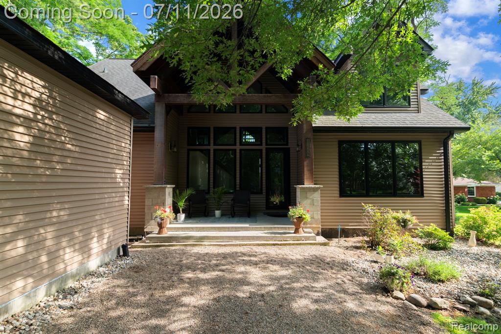 11590 Sumpter Drive, South Lyon, MI 48178 — Photo 11