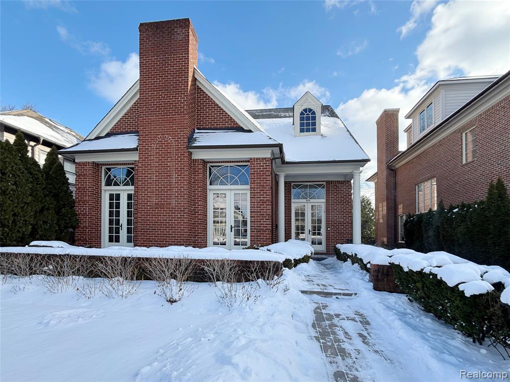 995 Pierce Street, Birmingham, MI 48009 — front exterior