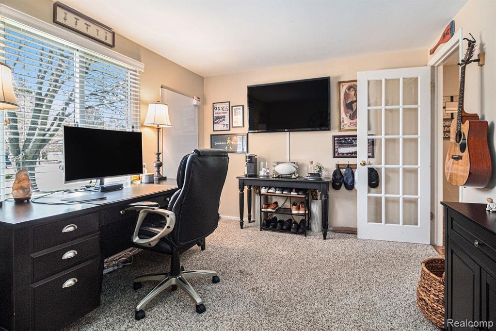 7349 ADMIRALTY Drive, Canton, MI 48187 — Photo 9