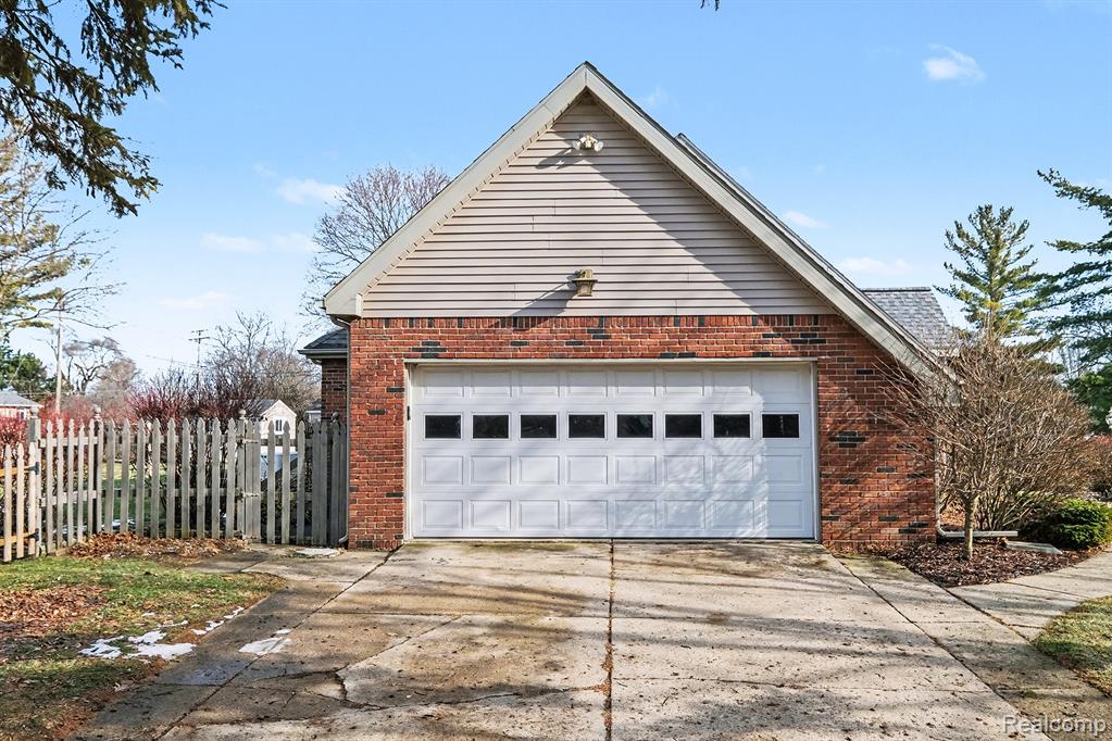 5113 Candlewood Drive, Grand Blanc, MI 48439 — Photo 41