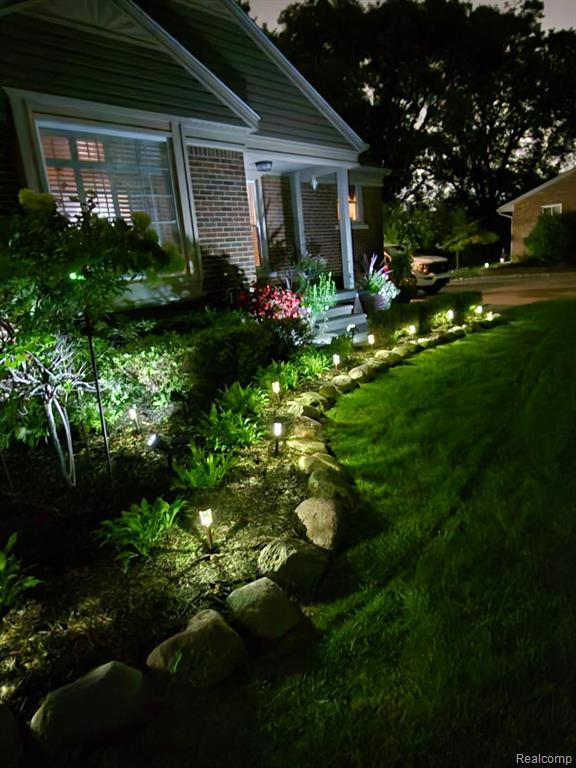 14962 Beatrice Street, Livonia, MI, 48154