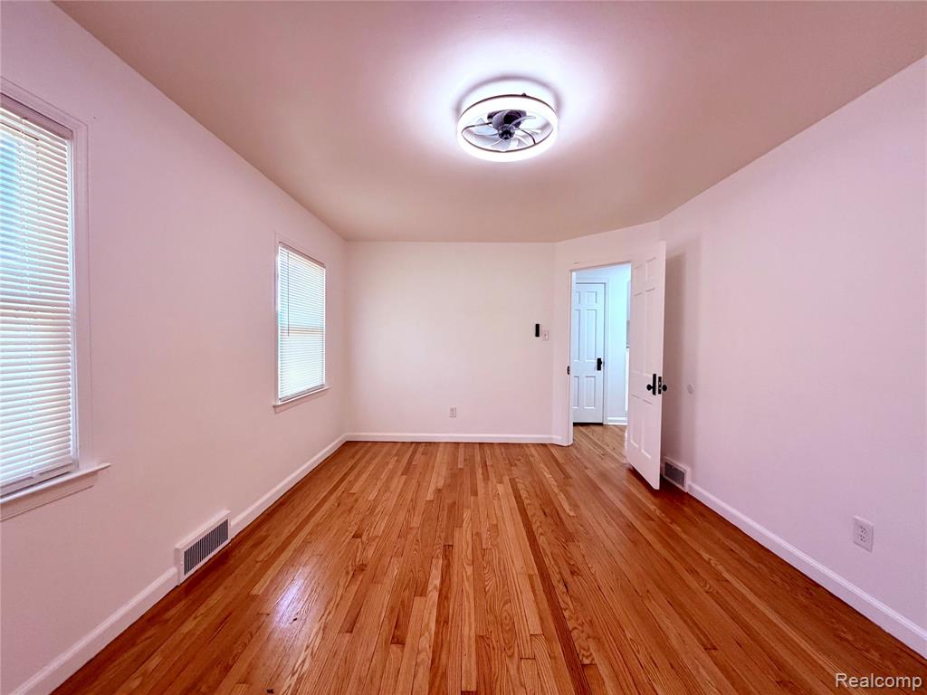 9905 Balfour Road, Detroit, MI 48224 — Photo 31