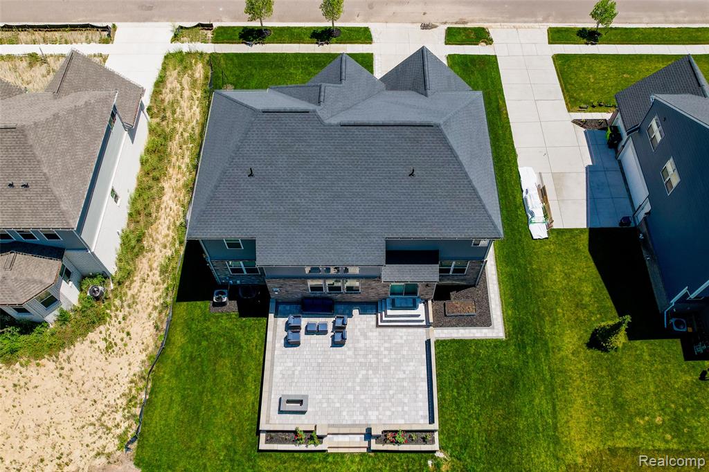 640 Allegheny Drive, South Lyon, MI 48178 — Photo 58