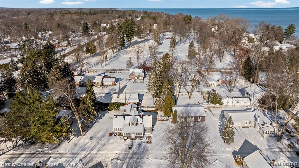 3724 Shorewood Road, Burtchville, MI 48059 — Photo 32