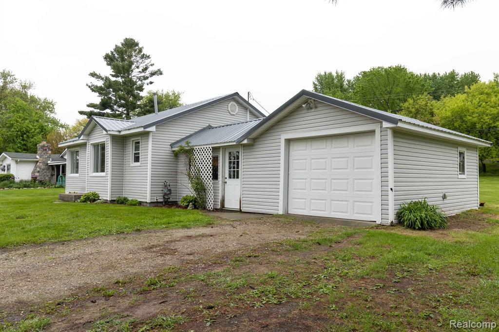968 N WILDER Road, Lapeer, MI 48446 — Photo 24