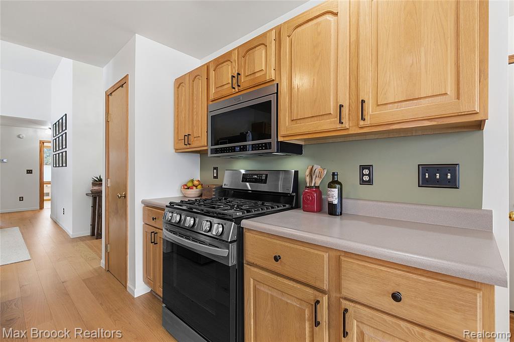 6145 Wildcat Road, MI 48032 — Photo 10