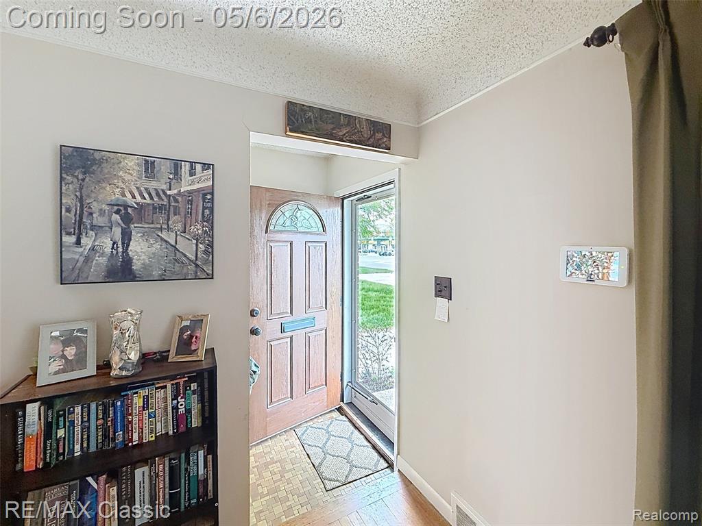 8842 Merriman Road, Livonia, MI 48150 — Photo 3
