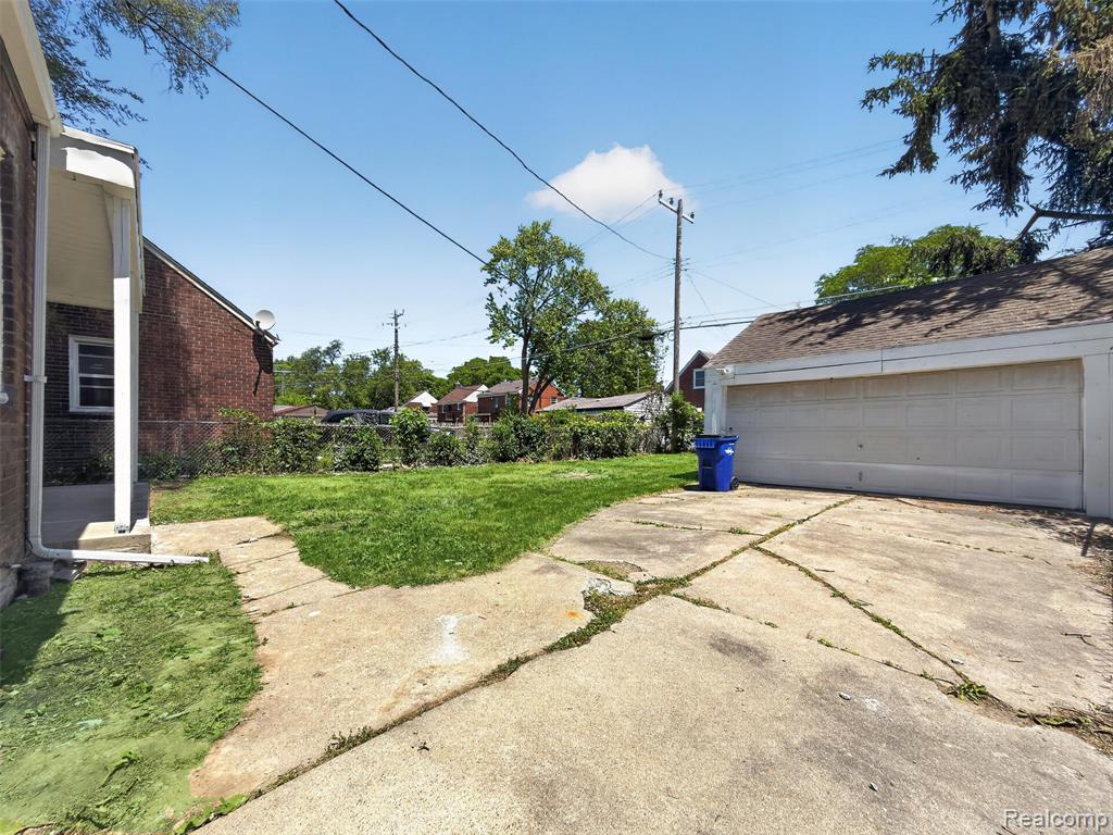 16608 Fenmore Street, Detroit, MI 48235 — Photo 9