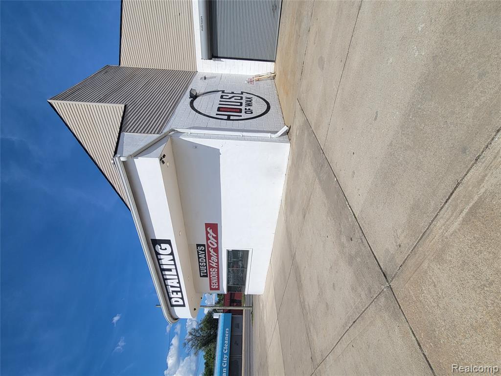 16041 W 7 Mile Road, Detroit, MI 48235 — Photo 6
