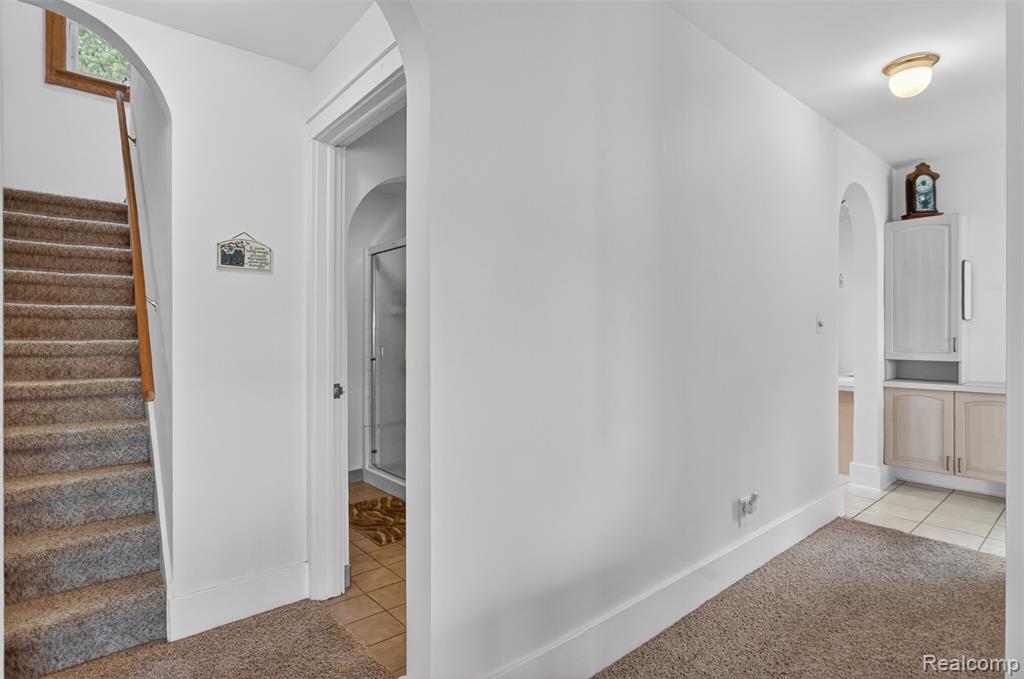 3961 Lakewood Drive, Waterford, MI 48329 — Photo 14