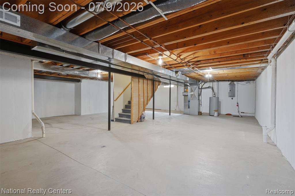 6860 Bridgemont Drive, Canton, MI 48187 — Photo 28