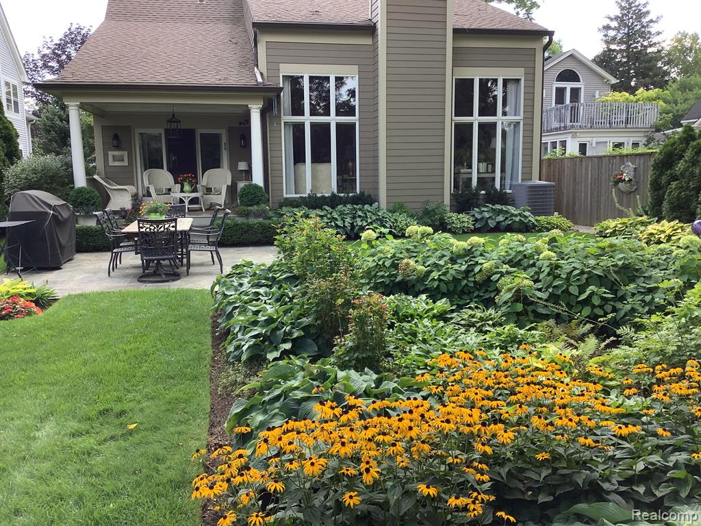 768 SOUTHFIELD Road, Birmingham, MI 48009 — Photo 46