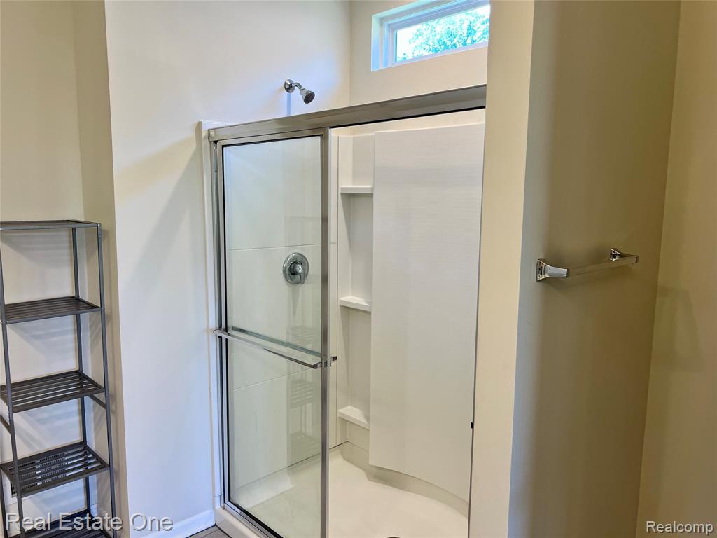 1113 Lark Street, Lake Orion, MI — Photo 21